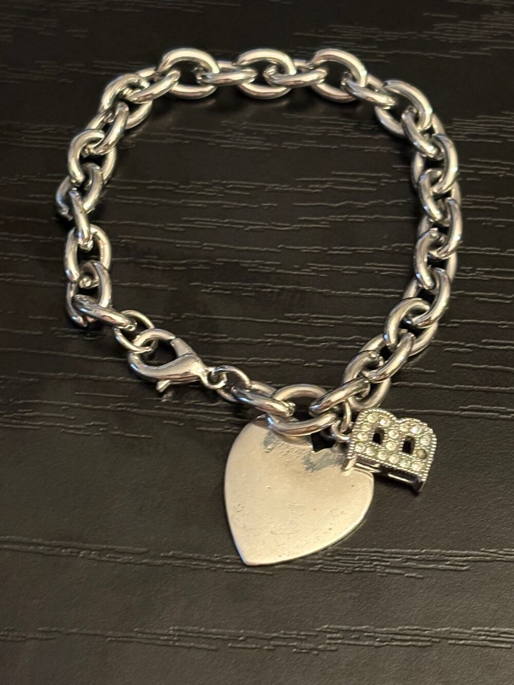 Silver Tone Heart Lock Charm Bracelet 6.5”